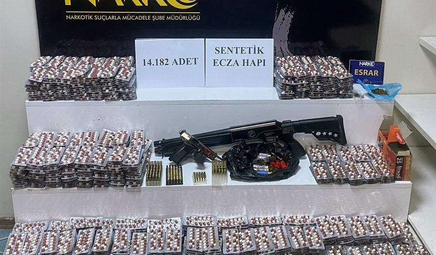 Adana'da Uyuşturucu Satıcısı Yakalandı