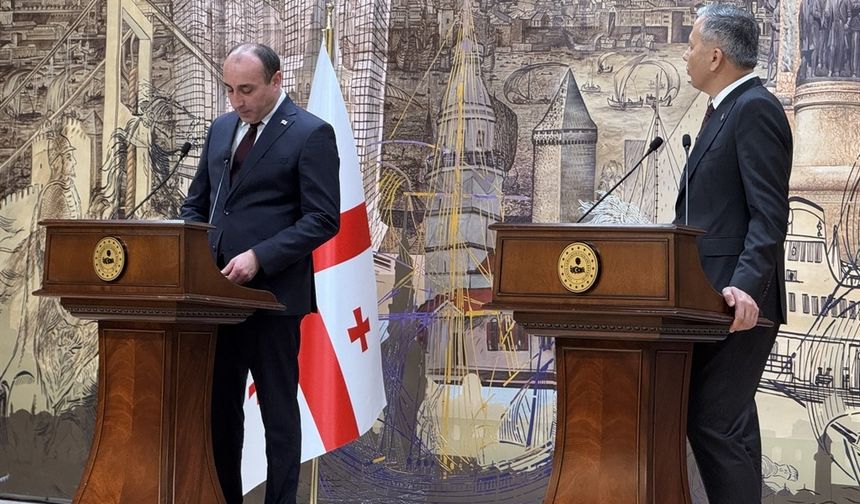 Bakan Yerlikaya Gürcistanlı Mevkidaşıyla Bir Araya Geldi