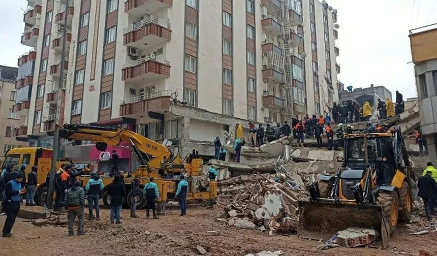 51 kişinin öldüğü Furkan Apartmanı davasında firari sanıklar için 10 milyon TL’lik güvence bedeli kararı
