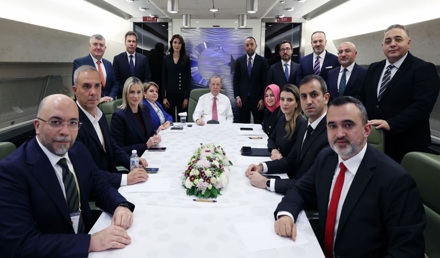 Cumhurbaşkanı Erdoğan Uçakta Önemli Açıklamalarda Bulundu