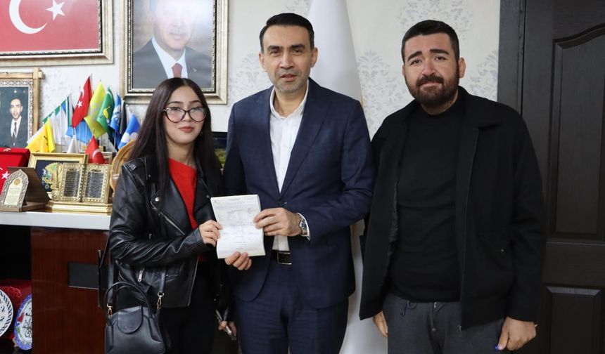 AK Parti Mersin İl Teşkilatına Genç Katılım: "Geleceğimizin Teminatı Gençliğin Heyecanı Bize Güç Veriyor"