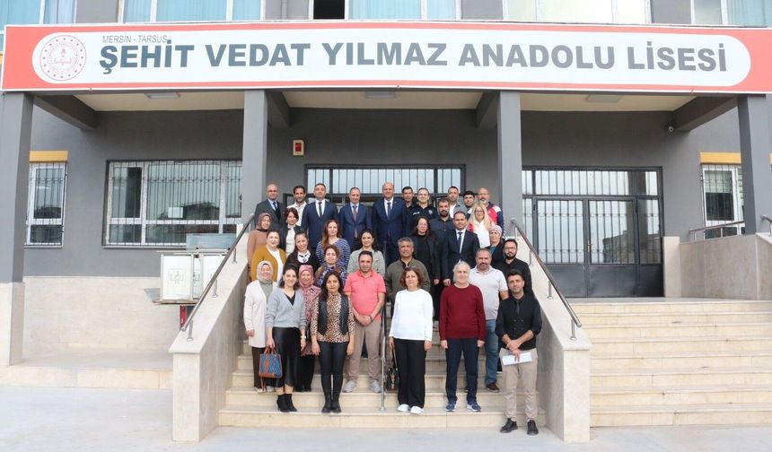 Kaymakam Akyüz'den Şehit Vedat Yılmaz Anadolu Lisesi'ne Ziyaret