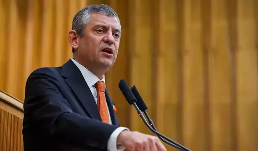 Özgür Özel: "Mevcut iktidar fikren ve zikren düşmüştür"