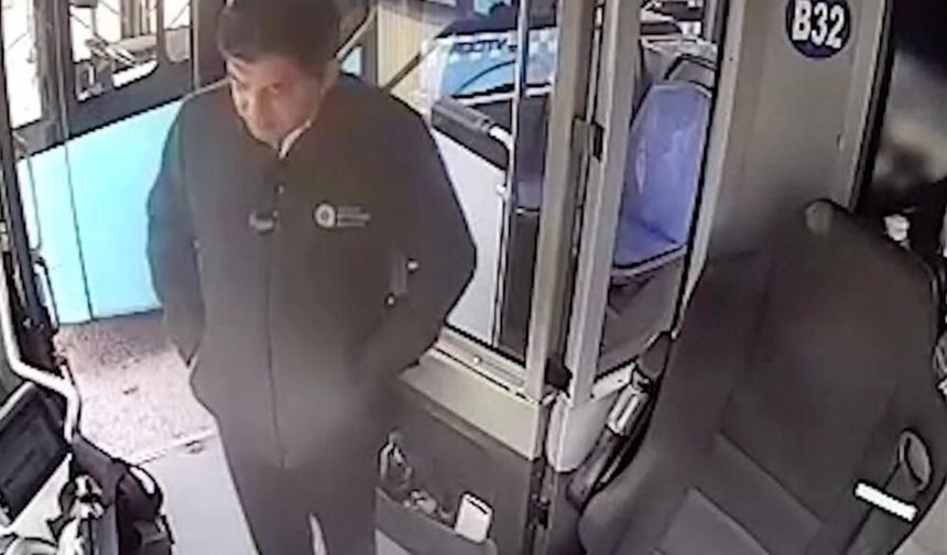 Unutulan Çantanın Başında Nöbet Tutan Şoför, 4 Bin Euroyu Sahibine Ulaştırdı