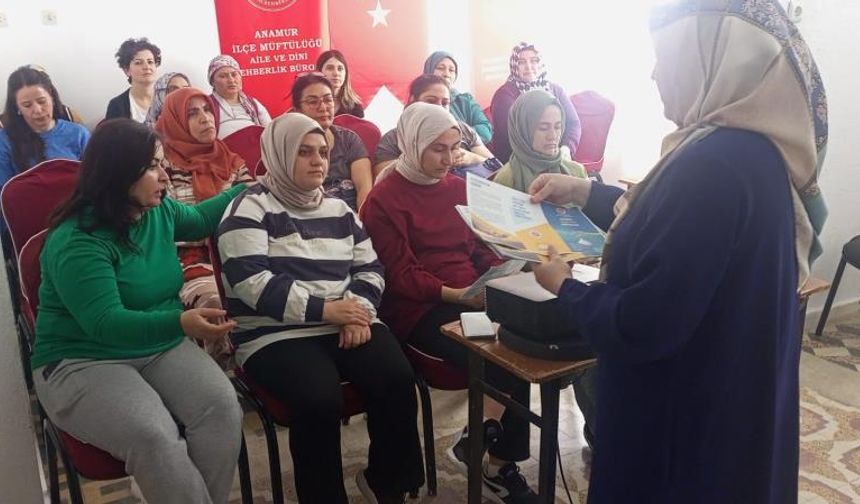 Anamur'da 'Değerleriyle Güçlü Ailem' Projesi Devam Ediyor