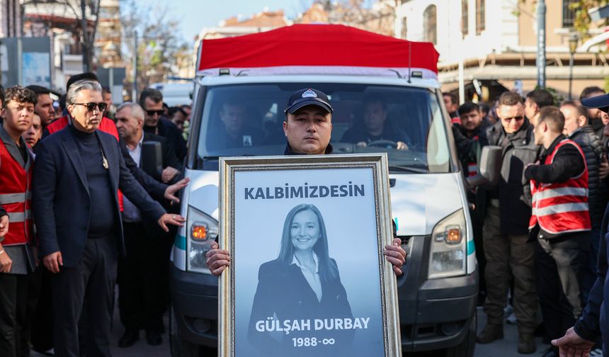 Başkan Seçer Şehzadeler Belediye Başkanı Gülşah Durbay’ı Son Yolculuğunda Yalnız Bırakmadı