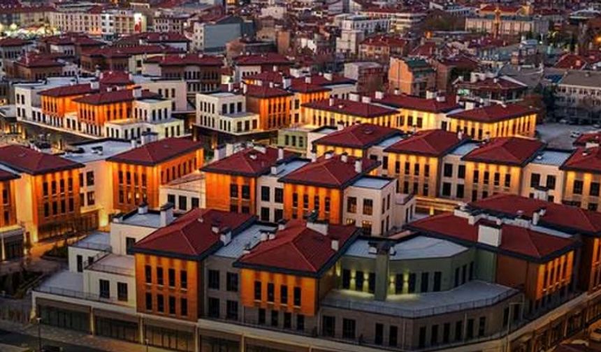 Bakan Kurum, Suriçi Çarşısı Birinci Etabın Açılışını Yaptı