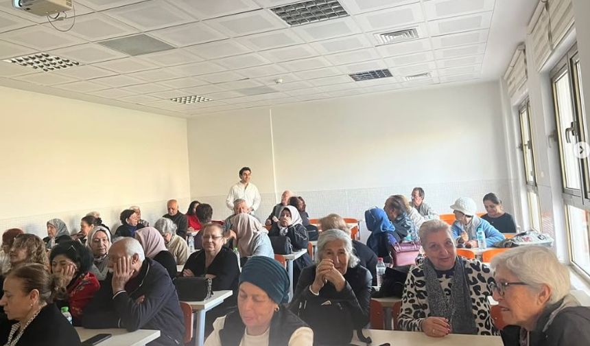 Yaşlılara “Ağrı ve Ağrıyla Baş Etme” Eğitimi