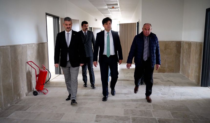 Özdemirci, Toroslar Arpaçsakarlar Anaokulu İnşaatını Yerinde İnceledi