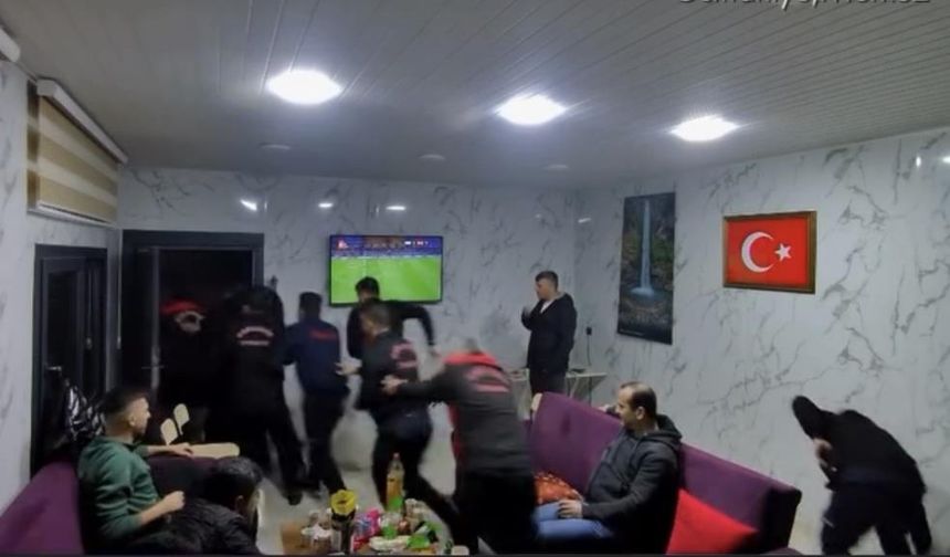 Derbi Heyecanı Yarım Kaldı: Siren Çaldı, İtfaiyeciler Göreve Koştu