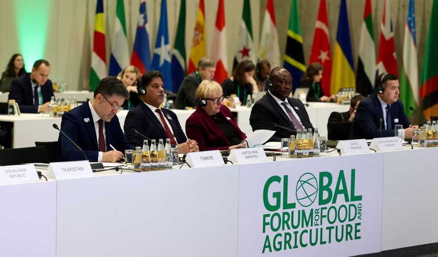 Bakan Yumaklı, 18'inci Berlin Tarım Bakanları Zirvesi'nin açılışına katıldı