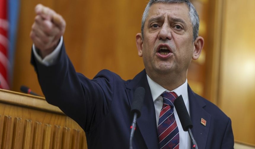 Özgür Özel’den Yunan Gazeteciye Sert Tepki: “Hodri meydan”