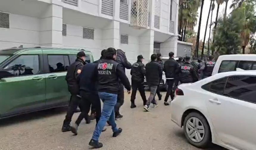 Mersin polisinden 117 milyon TL'lik tefecilik operasyonu: 12 şüpheli yakalandı