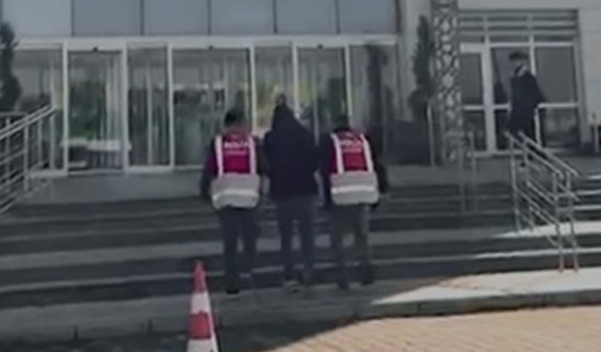 16 Kaçak Göçmen ve 1 Organizatör Çanakkale’de Gözaltında