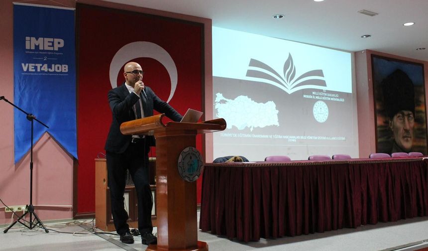 Tarsus'ta  kurumsal iş birliğinin ve mali yönetimde standartlaşmanın önemi vurgulandı