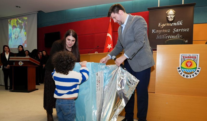 Tarsus'ta Geleneksel Dilek Ağacı Etkinliğinden Anlamlı Anlar