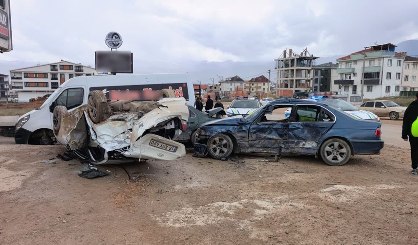 Çocuk Direksiyonda, Ortalık Savaş Alanı