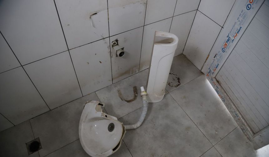 Sardalya Parkı Tahrip Edildi