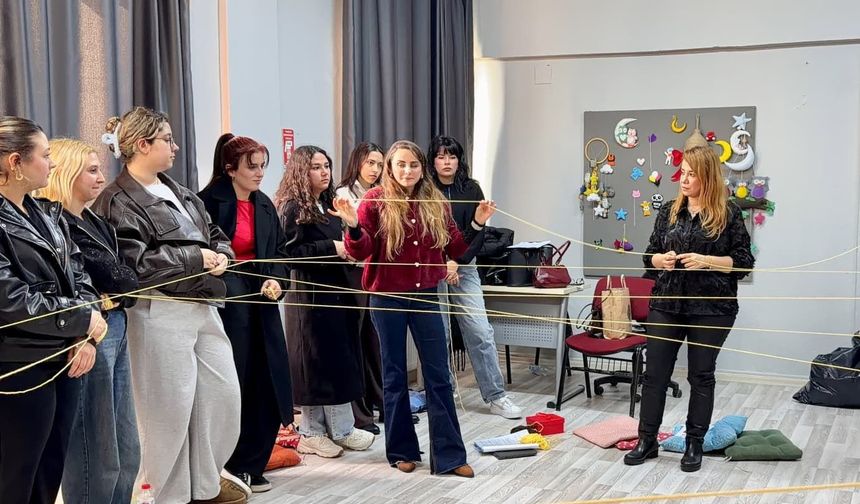 Yenişehir'de Kadınlara Farkındalık Eğitimi