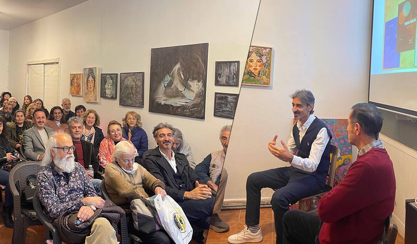 Mersinli yönetmen Zülfü Gül, Sözyüzü Sanat ve Edebiyat Derneği'nde sanatseverlerle buluştu