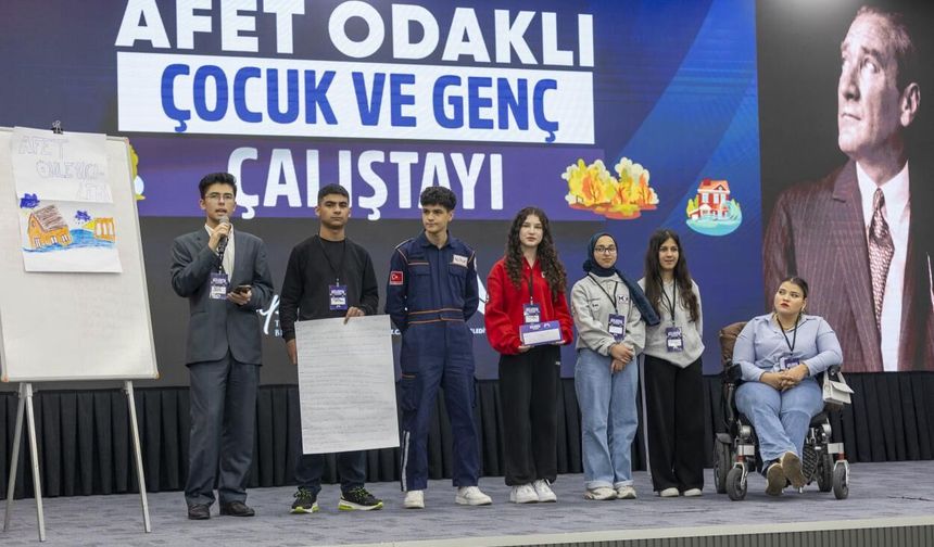 Çocuklar ve gençler afetlere karşı bilinçlendirildi