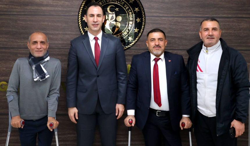 Mersin, Bedensel Engelliler Oturarak Voleybol Türkiye Şampiyonası’na ev sahipliği yapacak