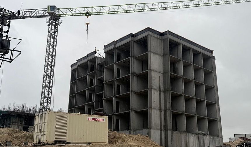 TOKİ konutları Tarsus'ta yükselmeye başladı
