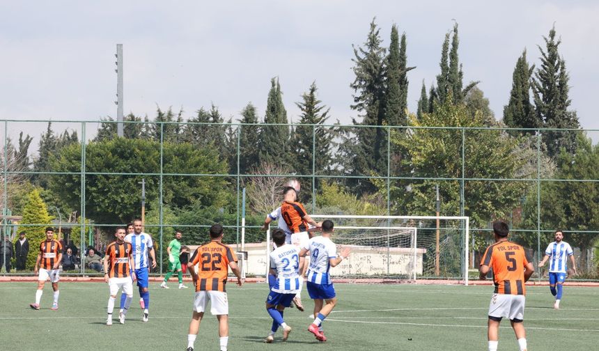 Akdeniz Belediye Spor’dan Play-Off’ta farklı galibiyet