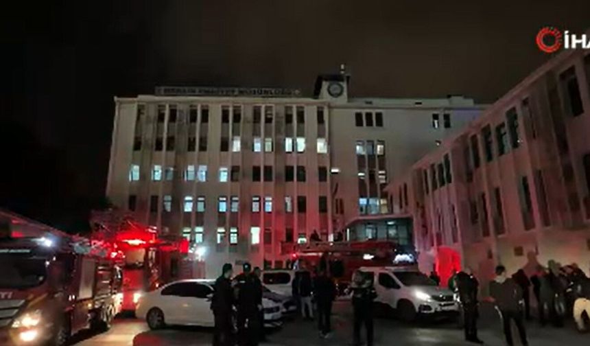 Mersin'de emniyetin ek binasında yangın