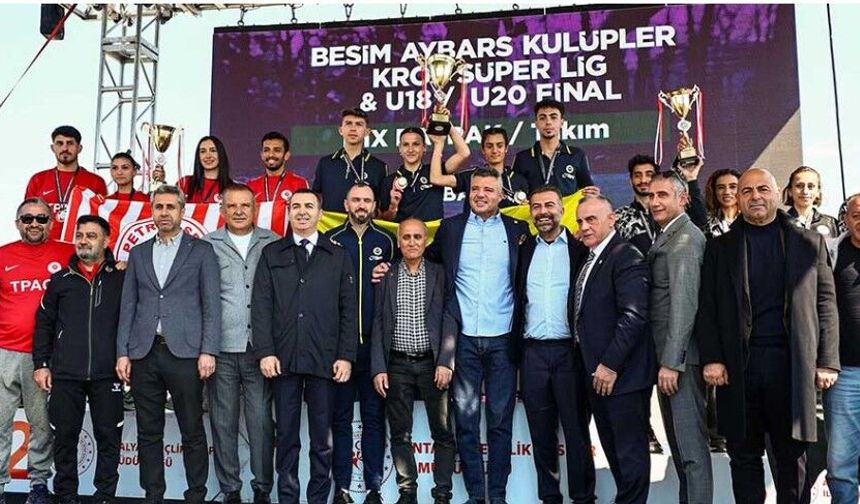 Fenerbahçe Atletizm Şubesi’nden Kros Finallerinde 4 Şampiyonluk