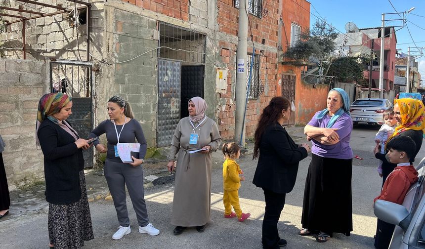 Mahalleli kadınlara aile ziyareti yaptılar