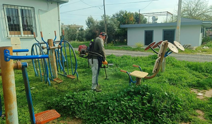 Akdeniz’de bahar temizliği: parklar yaza hazırlanıyor