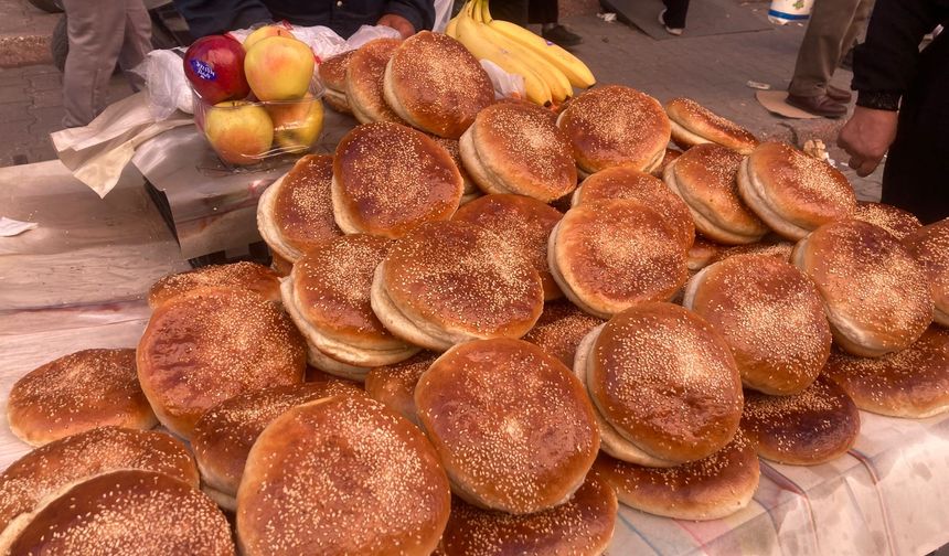 11 ayın lezzeti olan Adana'nın Ramazan gülü yoğun ilgi görüyor