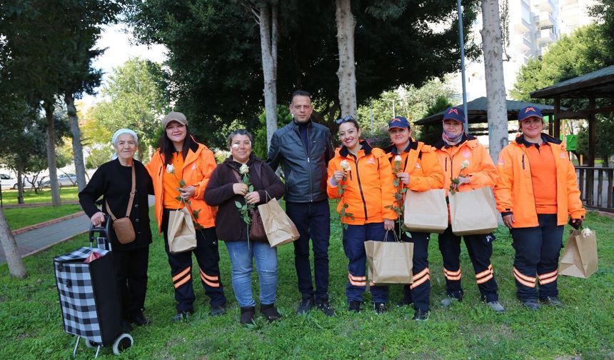 Mersin’in caddelerine turuncu devrim