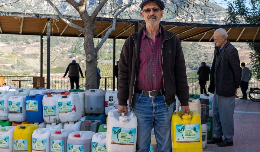 Çiftçiye ücretsiz solucan gübresi desteği