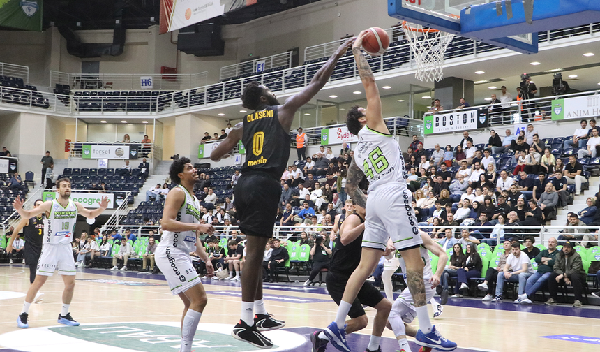 Yukatel Merkezefendi Belediyesi Basket sahasında Mersin Spor'u 101-93 mağlup etti