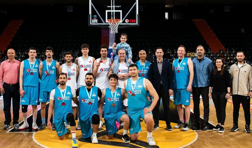 Mersin’de 3x3 basketbol turnuvaları sona erdi