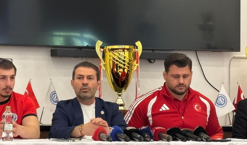 Avrupa Güreş ve Halter şampiyonalarında dereceye giren sporcular, basınla buluştu