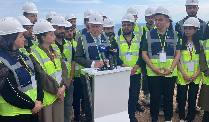 Bakan Bak Akkuyu NGS'de konuştu: "Büyüyen, gelişen, güçlü bir Türkiye var"