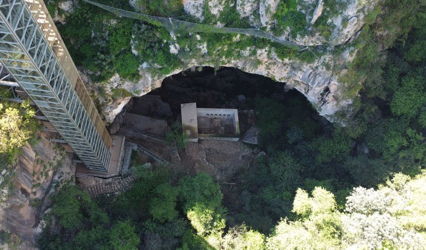 Cennet Obruğu'ndan 13 yıl sonra su çıktı