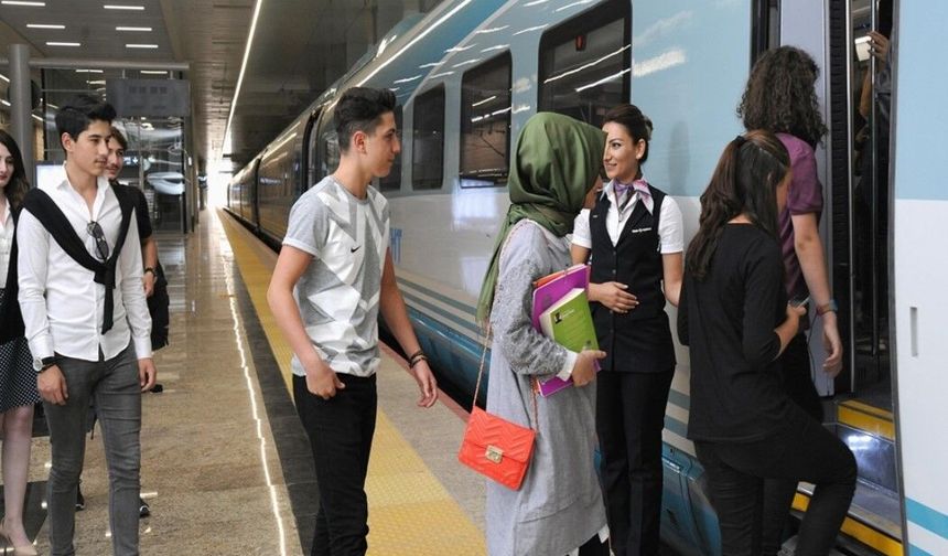 Bakan Uraloğlu: "Dijital biletleme ile 3 bin ağaç kesilmekten kurtarıldı"