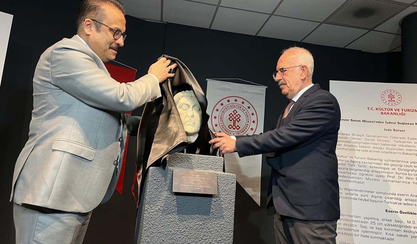 Smyrna Antik Kenti kökenli heykel başı, ABD'den Türkiye'ye iade edildi