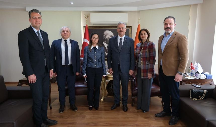 Tarsus Üniversitesi Heyeti OSB’yi ziyaret etti