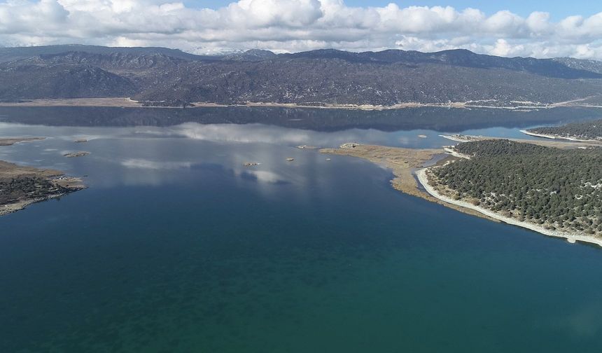 Yapay zeka, 2027 yılında 6 milyar metreküp su tüketecek