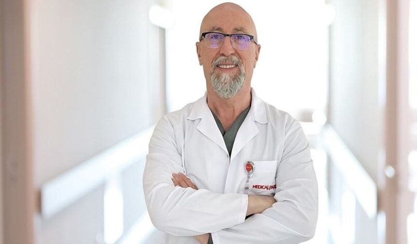 Uzman uyardı: "Prostat yaşla birlikte idrar yolunu etkileyebilir"