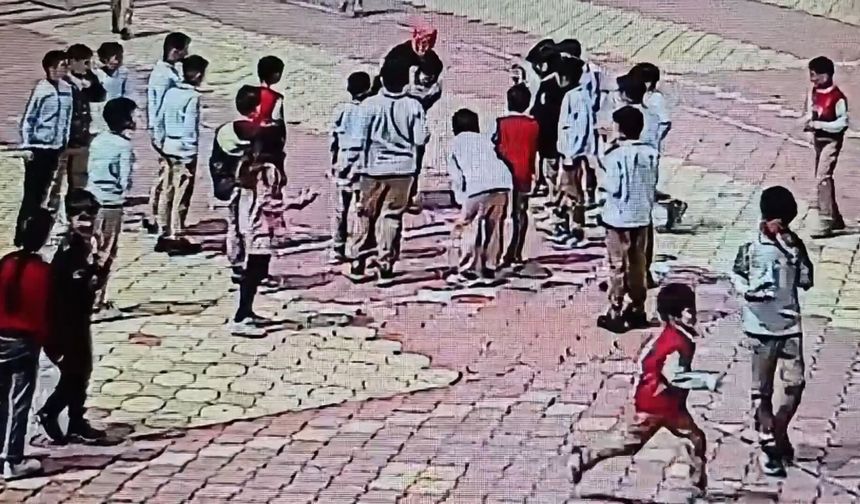 Öğretmenden öğrencisine hayat kurtaran müdahale
