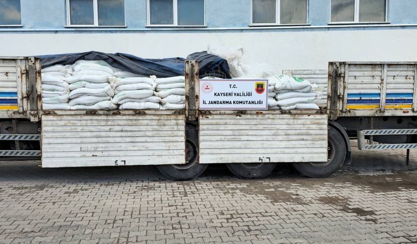 Kayseri'de 24 ton sahte gübre ele geçirildi