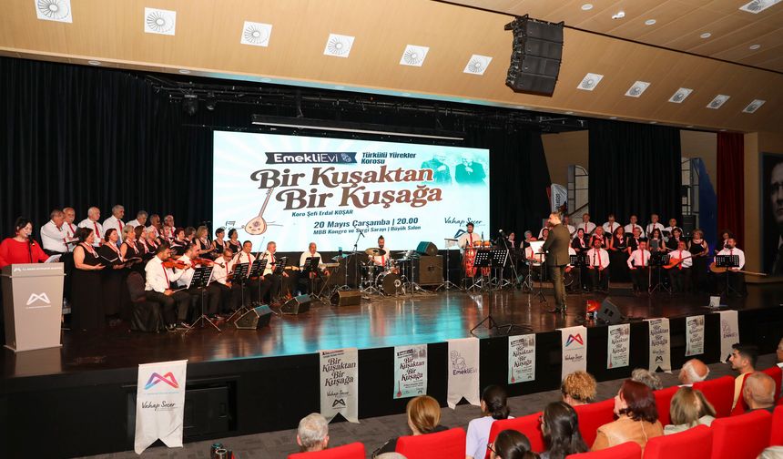 Mersin Büyükşehir kuşakları türkülerle buluşturdu