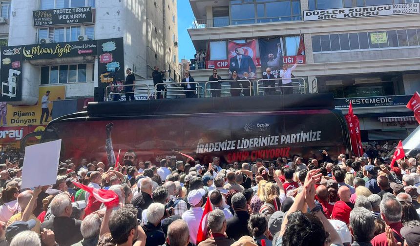 Özgür Özel: Derhal kurultay yapın, partiyi seçilmiş bir genel başkana kavuşturun