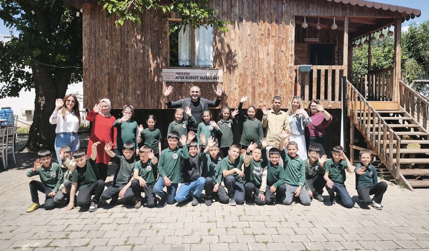 Tarihi deniz fenerindeki 'masal evi', 50 binden fazla öğrenciyi ağırladı